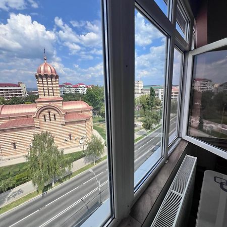 Chindia Apartament Targoviste Esterno foto